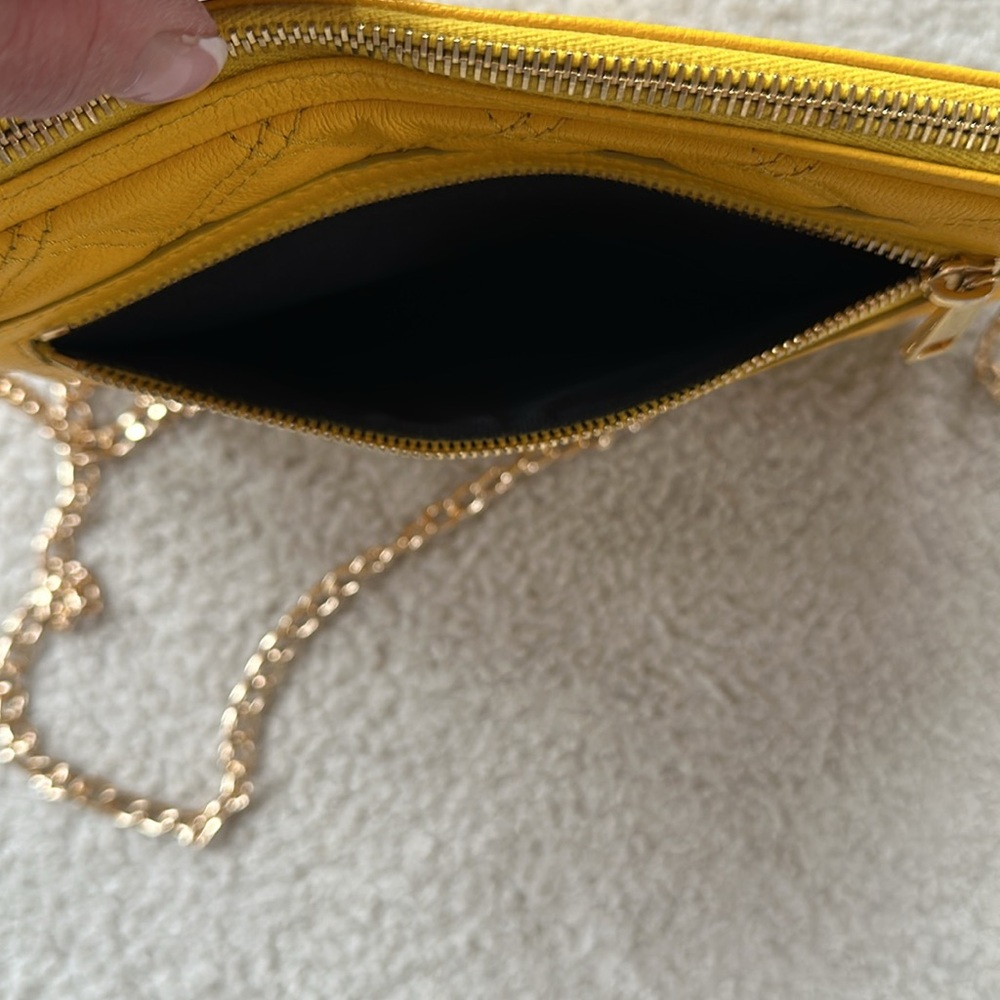 Marc Jacobs Quilted Crossbody - Picture 14 of 17